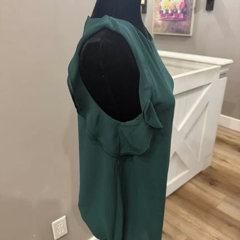 H&M Sleeveless Ruffle Blouse - Picture 5 of 6
